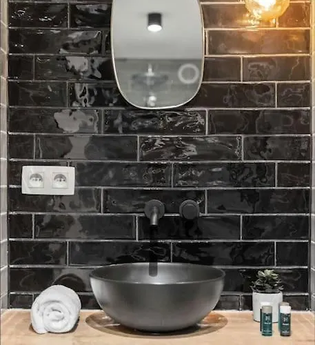 Alejandro - 30m Het Apartamento *